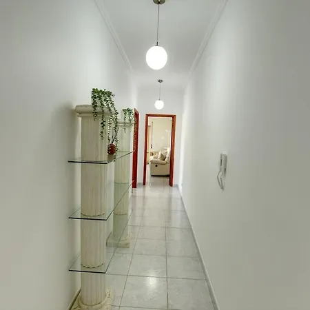 Apartamento With Views